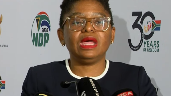 Khumbudzo Ntshavheni profile