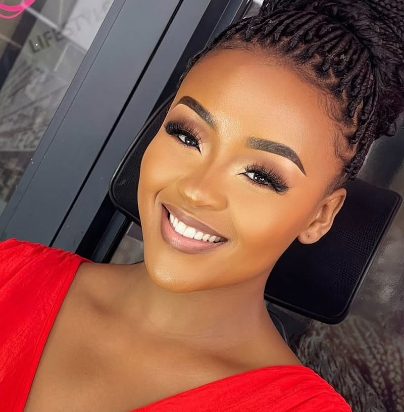 Gogo Skhotheni biography