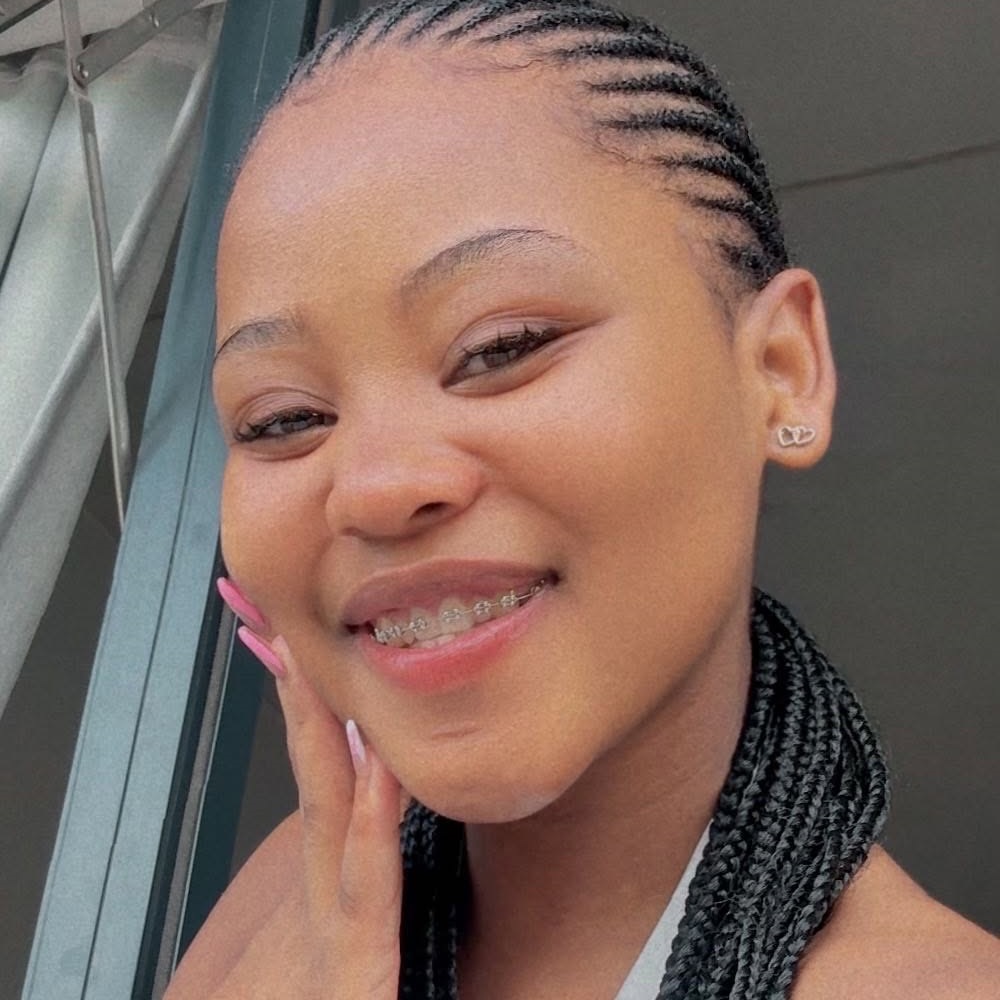 Naledi Aphiwe biography