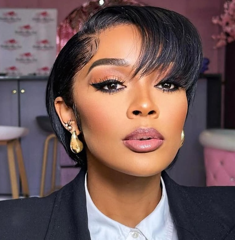 Thembi Seete biography